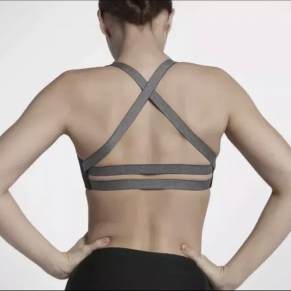 Nike Studio Light Support Strappy Athletic Sports Bra size XS EUC - Picture 5 of 15